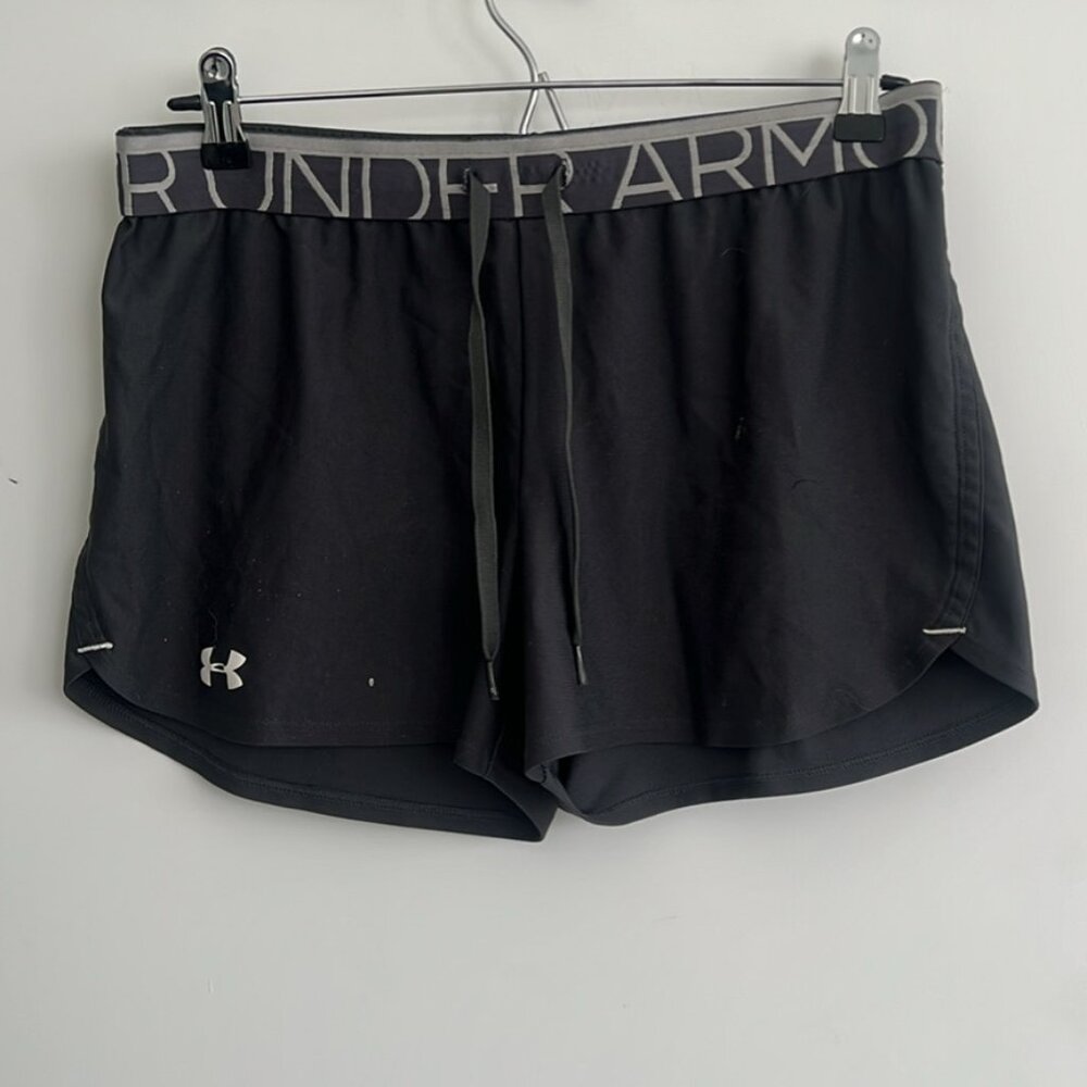 Under Armor Athletic Shorts Black, Size M
